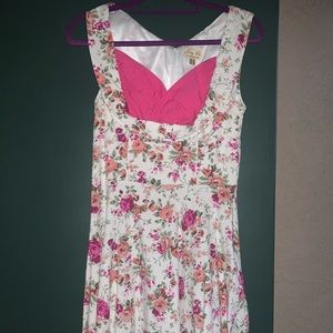 Lindy bop floral dress